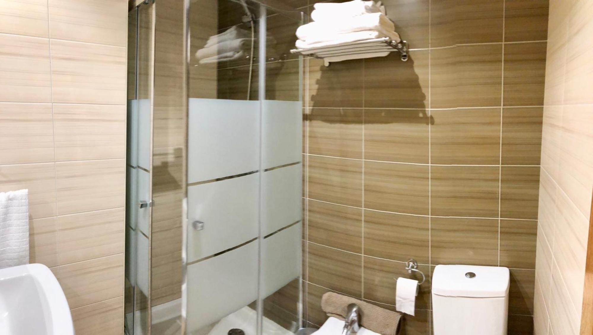 Apartamento Europa Jardin Oviedo Luaran gambar