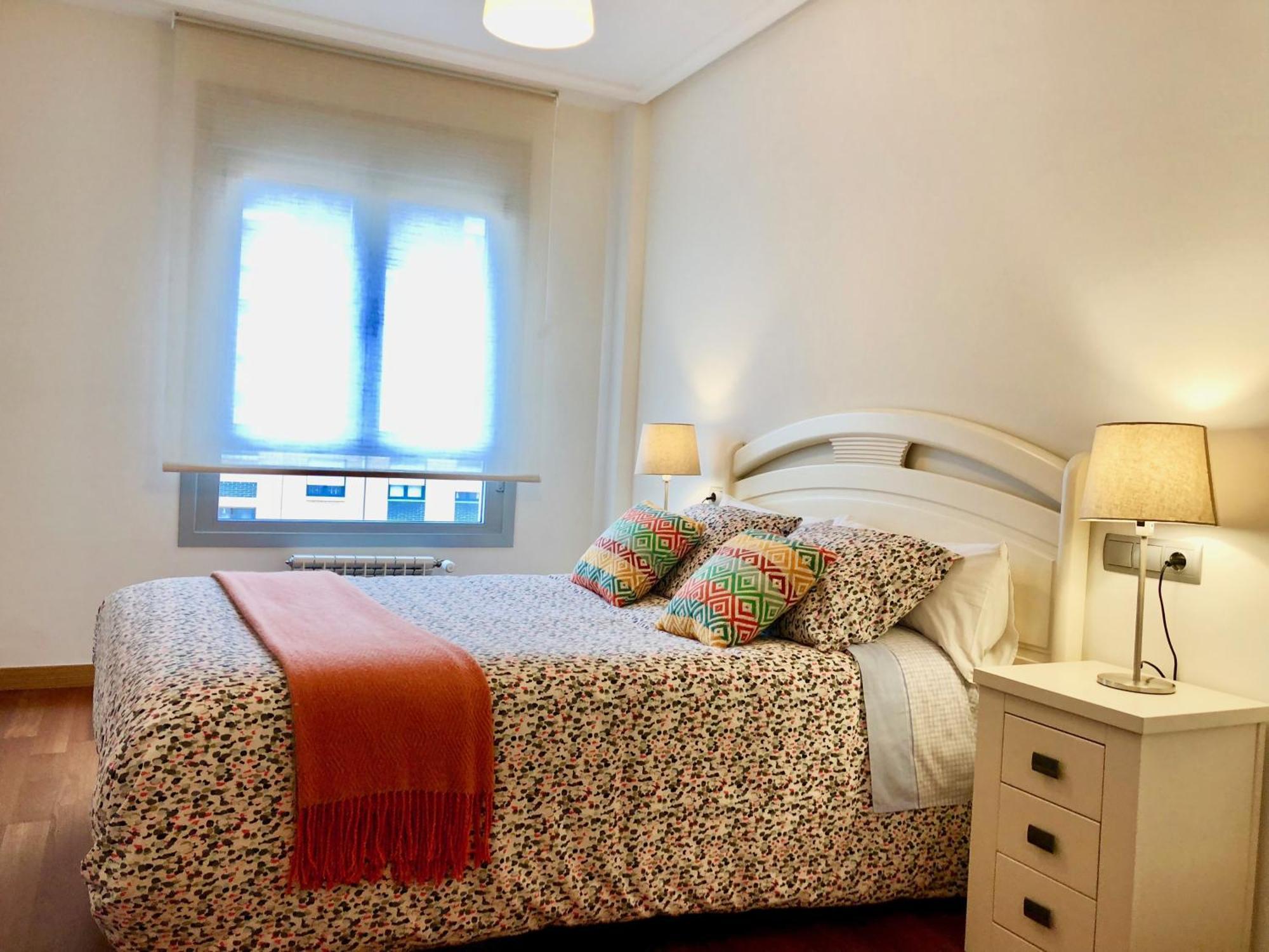 Apartamento Europa Jardin Oviedo Luaran gambar