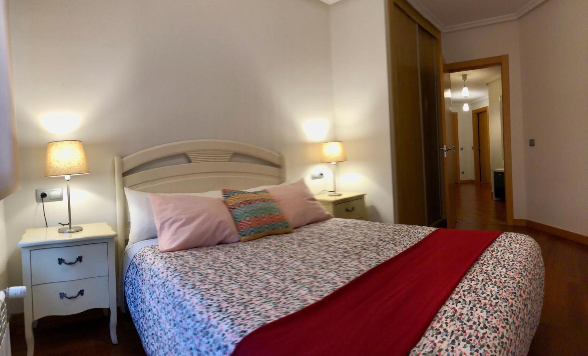Apartamento Europa Jardin Oviedo Luaran gambar