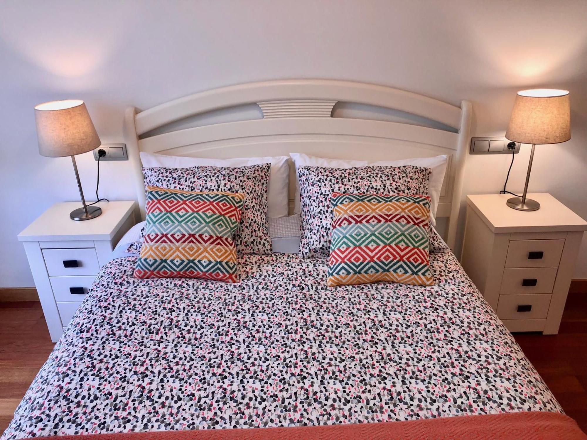 Apartamento Europa Jardin Oviedo Luaran gambar