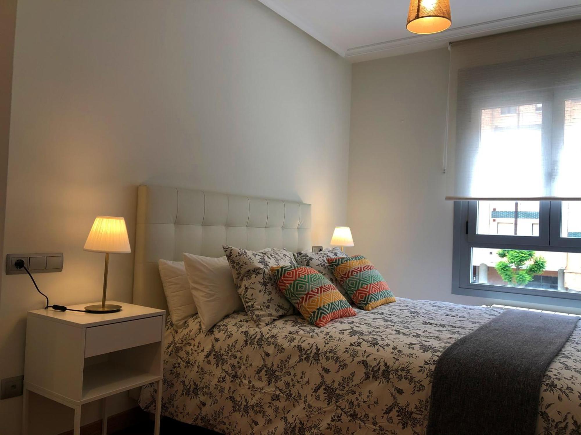 Apartamento Europa Jardin Oviedo Luaran gambar